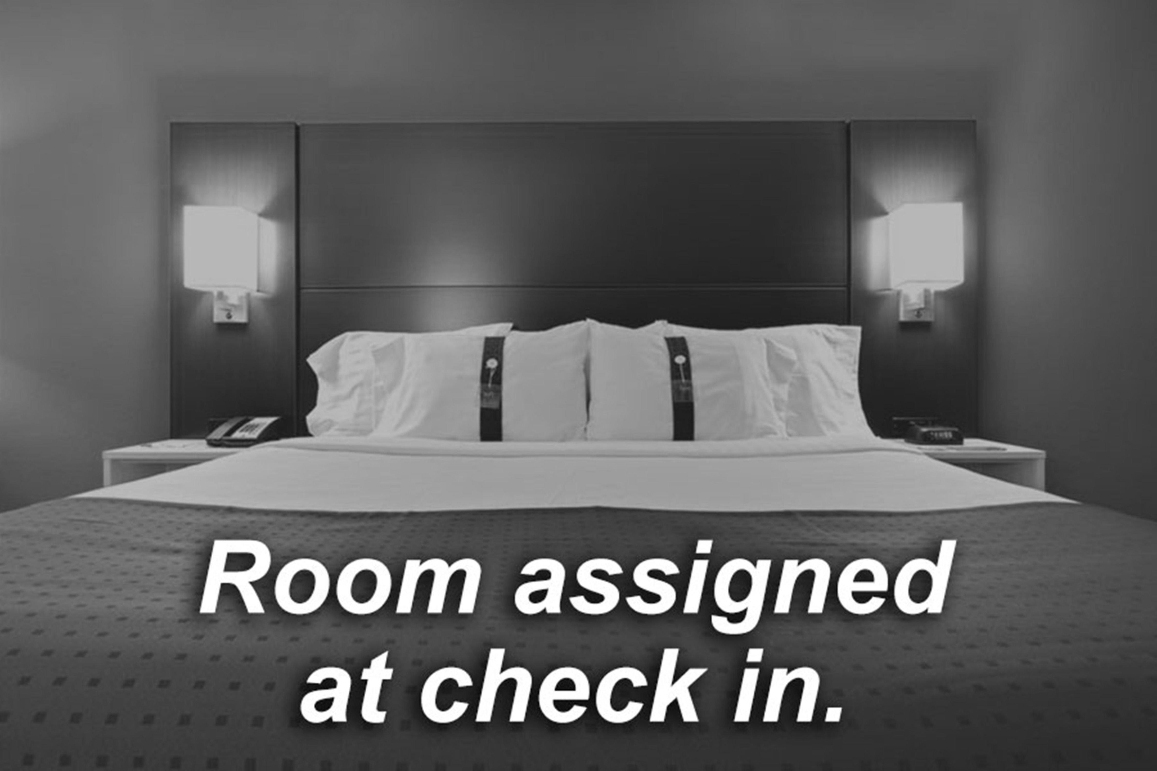 Holiday Inn Express And Suites Madison Central, An Ihg Hotel Kültér fotó